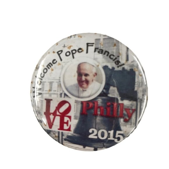 Lot of 40 Welcome Pope Francis 2 1/8" Pinback Button Collectible Love Philly 201 - Picture 6 of 6